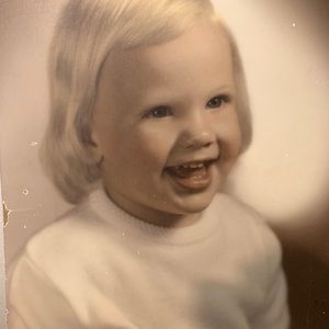 Meet your Posher, Annie